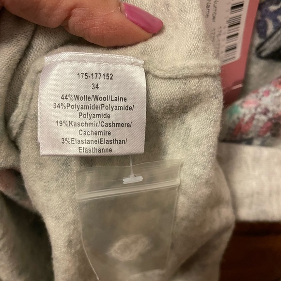 NWT princess goes Hollywood wool cashmere blend sweater, super cute imaging. - Picture 6 of 6